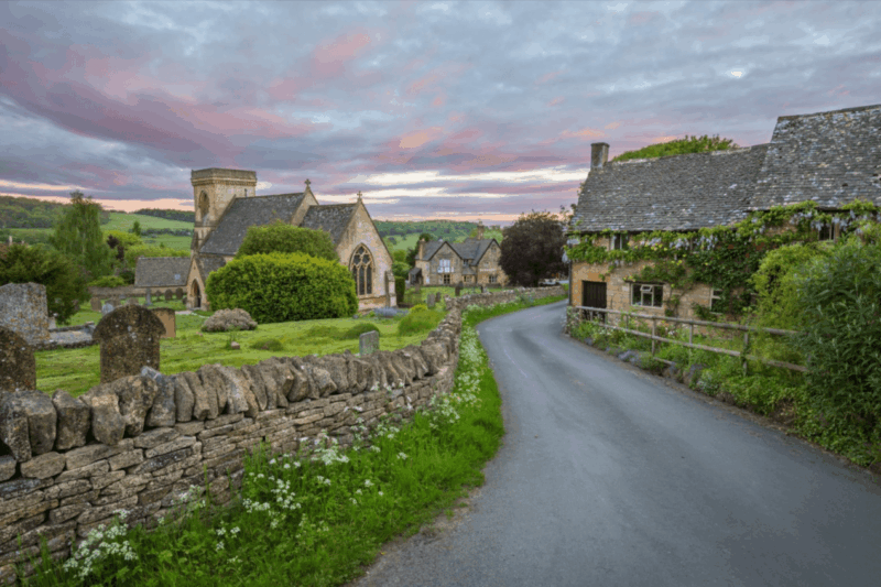The Ultimate Guide to Glamping in the Cotswolds Countryside